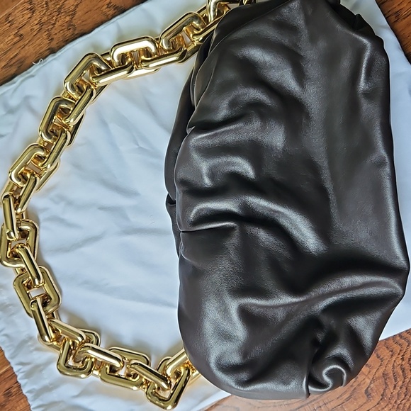 Bottega Veneta Chain Pouch - Picture 2 of 8